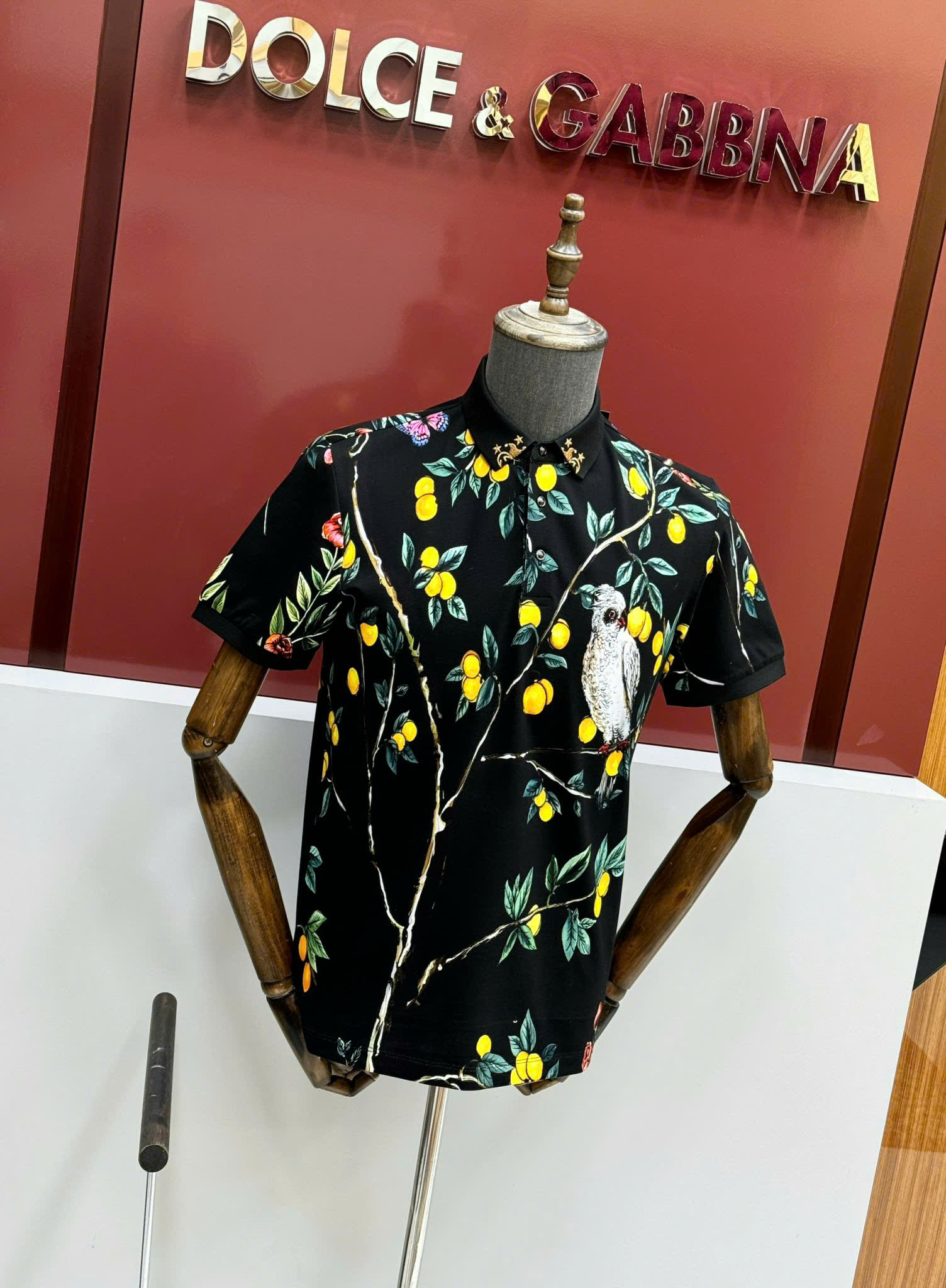 Áo polo Dolce Gabbana DG Đen họa tiết cây quả hoa lá Like Auth 1-1 on web CD MK